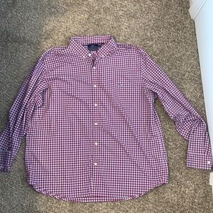 XXL Vineyard Vines Long Sleeve Button Down. Barely worn.